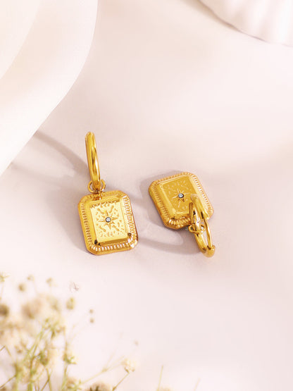 Demi Fine 18k Gold Plated Stainless Steel Geometric Pendant Set