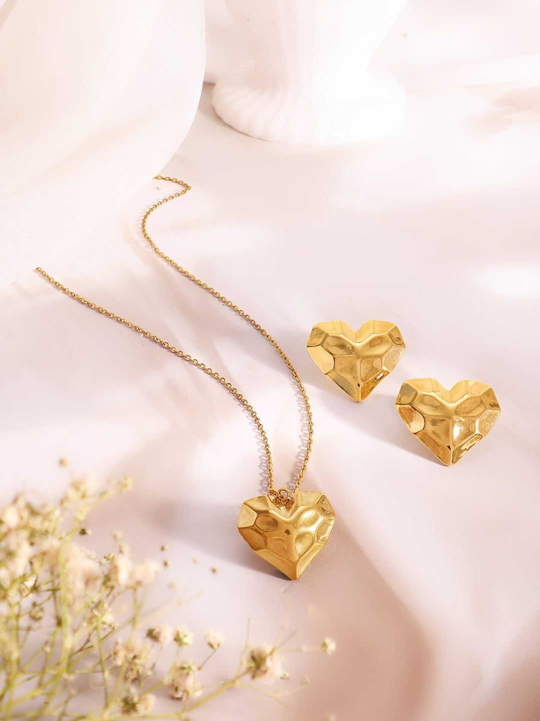 Demi Fine 18k Gold Plated Stainless Steel Textured Heart Pendant Set