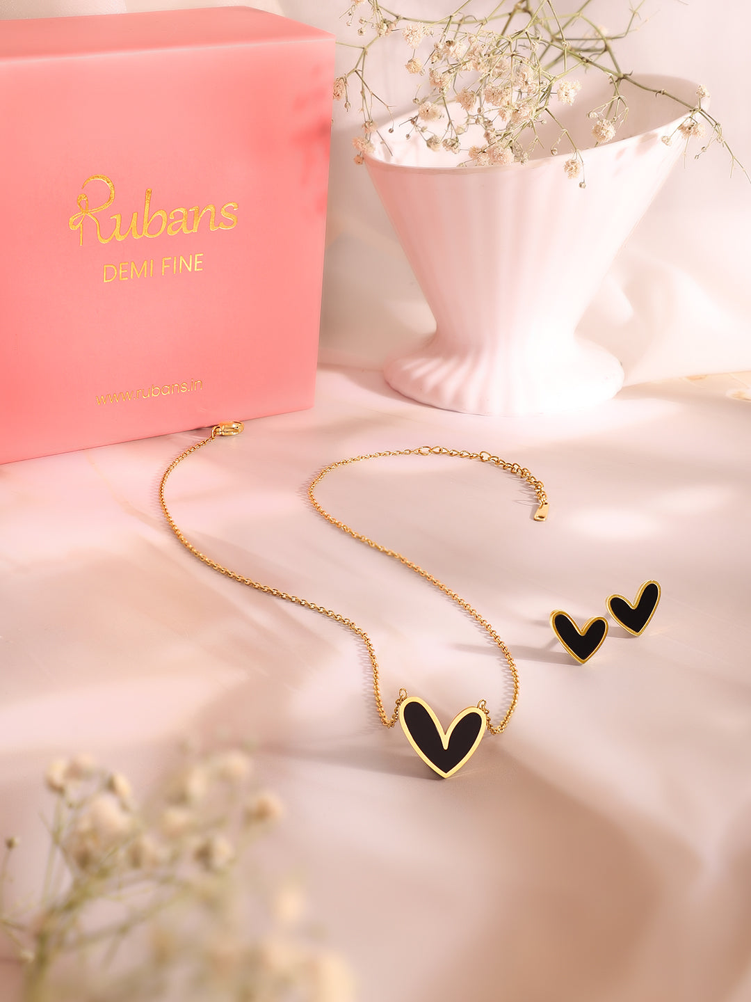 Demi Fine 18K Gold Plated Stainless Steel Black Heart Pendant Set