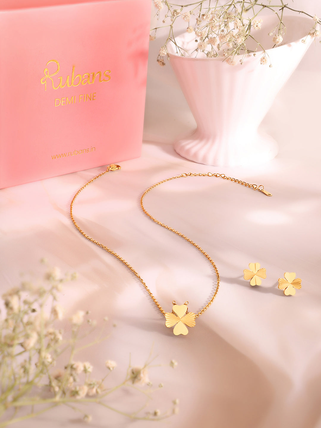 Demi Fine 18K Gold Plated Stainless Steel Floral Pendant Set