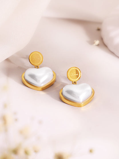 Demi Fine 18K Gold Plated Stainless Steel Pearl Heart Pendant Necklace Set