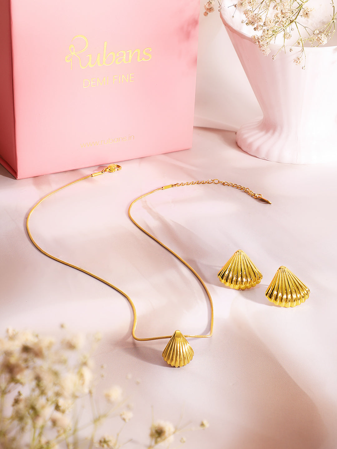 Demi Fine 18K Gold Plated Stainless Steel Shell Drop Pendant Set