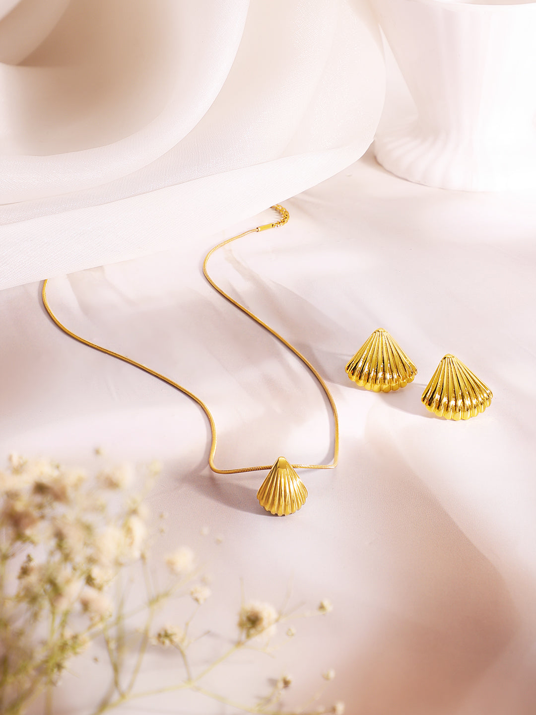 Demi Fine 18K Gold Plated Stainless Steel Shell Drop Pendant Set