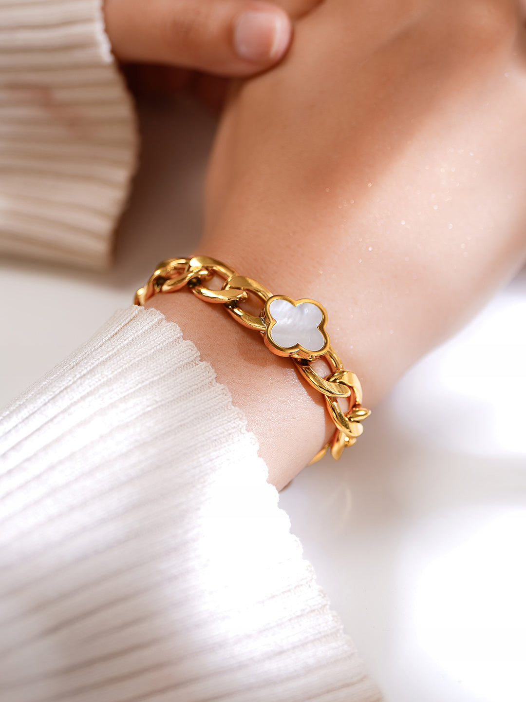 Demi Fine 18K Gold Plated Stainless steel Clover Charm Curb Chain Bracelet